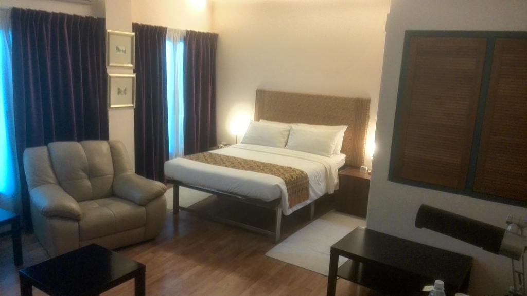 The Boutique Residence Hotel George Town Szoba fotó