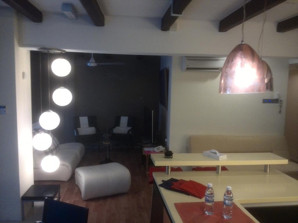 The Boutique Residence Hotel George Town Szoba fotó